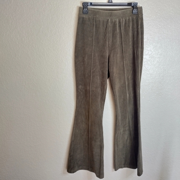 Aerie Groove On Velour Rib Flared High Rise Pants Olive Green Sz S - Picture 2 of 9